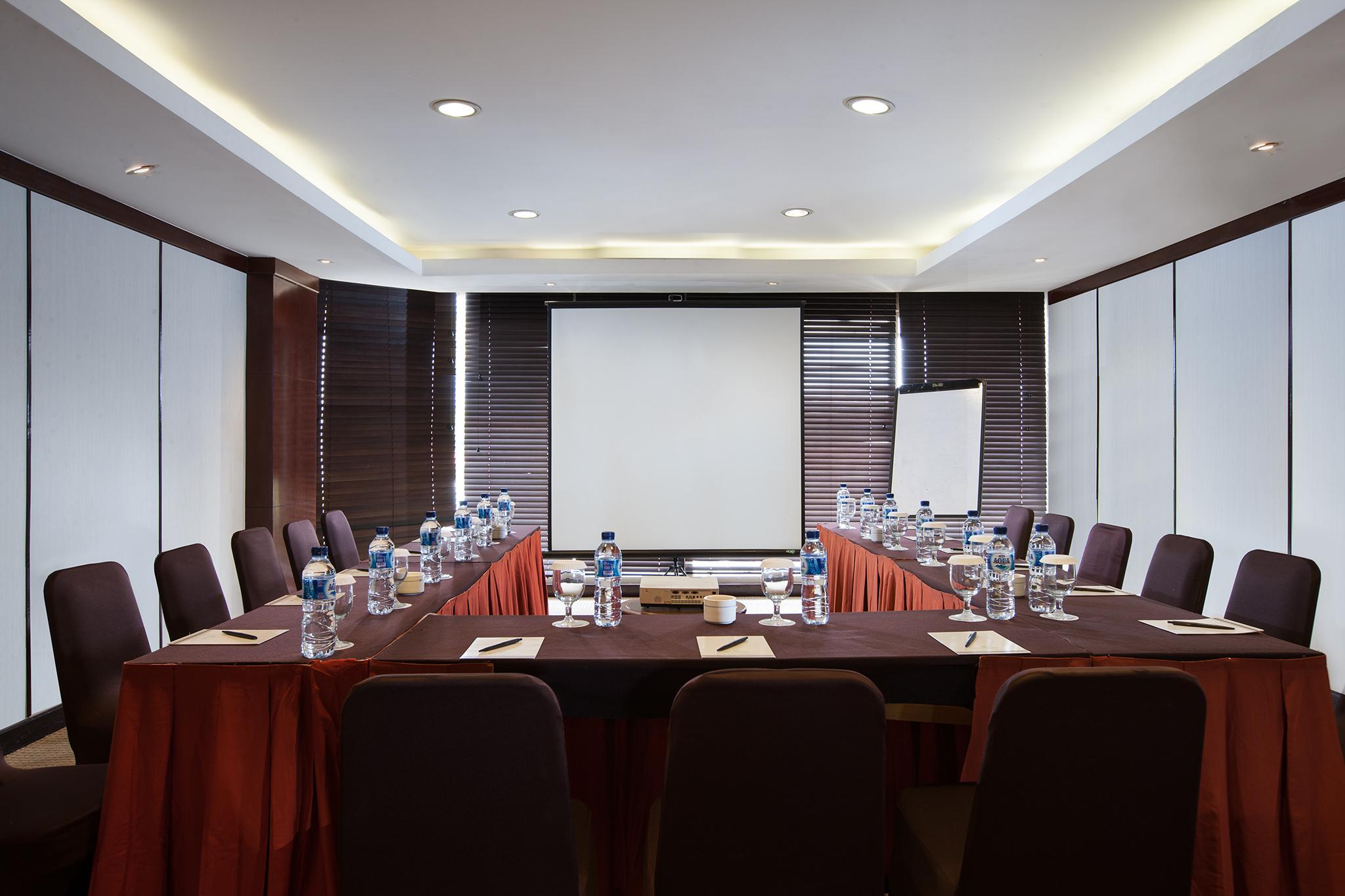Hotel Santika Premiere Semarang Exterior foto